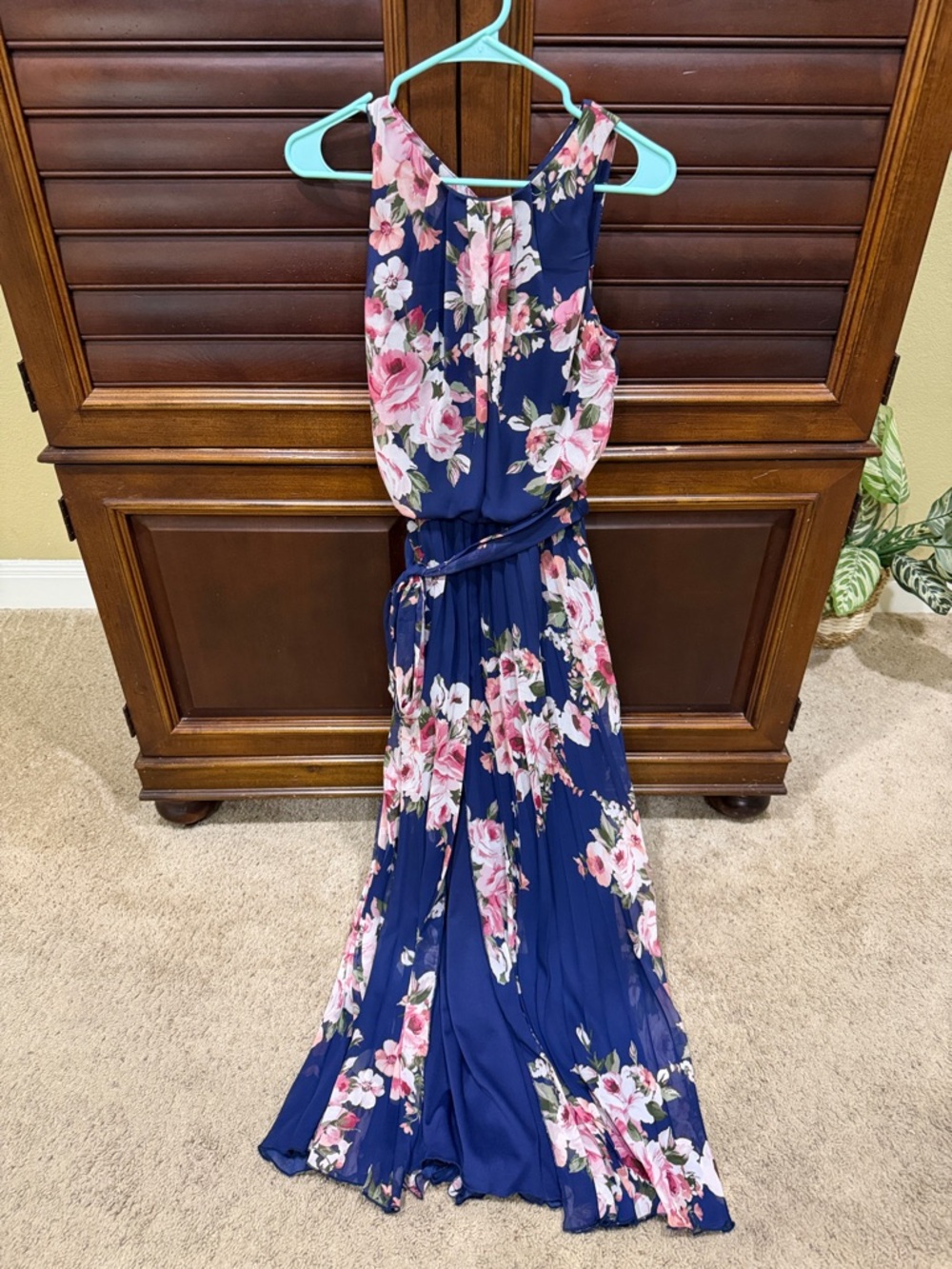 Premier Amour Floral Navy Maxi Dress with Pink Rose Print size 2